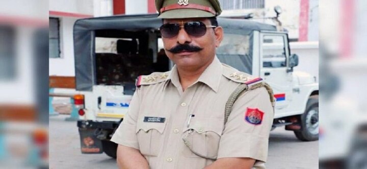 Mathura policeman will give one day's salary to Subodh Kumar's family, victims of Bulandshahr violence बुलंदशहर हिंसा के शिकार सुबोध कुमार के परिवार को एक दिन की सैलरी देंगे मथुरा के पुलिसकर्मी