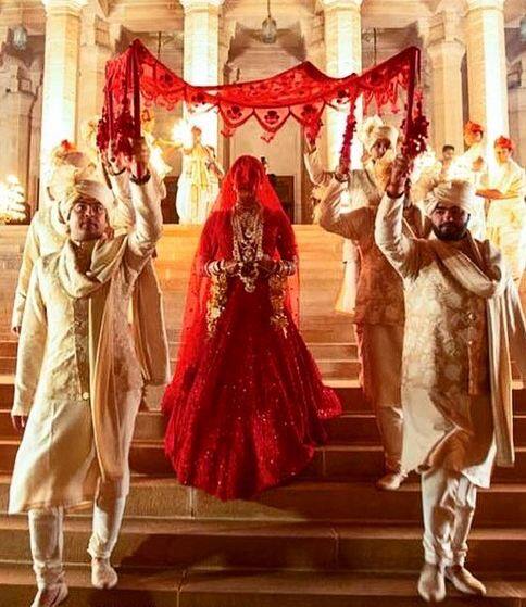 देखें मंडप में जाती हुई प्रियंका चोपड़ा. फोटोः इंस्टाग्राम