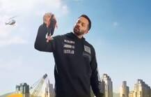 Khatron Ke Khiladi 9 First Promo: रोहित शेट्टी ने भारती सिंह को अपनी उंगलियों से उठाया