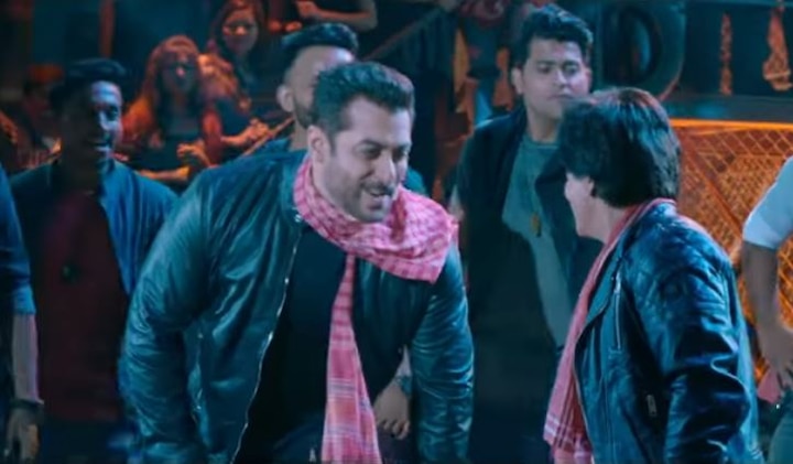 The song of Shahrukh and Salman Khan's 'Flirtation' was seen in more than 24 million in just 24 hours! शाहरुख और सलमान खान के गीत 'इश्कबाजी' की धूम, महज 24 घंटे में 2 करोड़ से ज्यादा बार देखा गया!