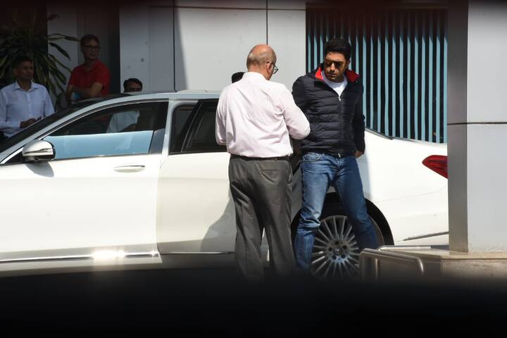  इस कंसर्ट के लिए सभी काफी एक्साइटेड हैं. इस कंसर्ट के लिए अंबानी ने बियोंसे को काफी मोटी रकम दी है. 