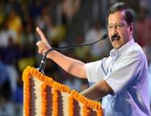 दिल्ली में \'बनिया\' पॉलिटिक्स\' तेज़, ट्विटर पर भिड़े केजरीवाल और विजय गोयल