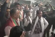 Assembly Election 2018: तीन राज्यों में कांग्रेस का अच्छा प्रदर्शन, कार्यकर्ताओं में जश्न शुरू
