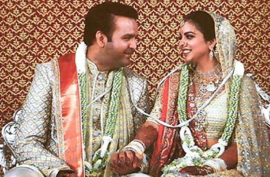 Ten special things to know about Isha-Ajay wedding celebration देश की सबसे बड़ी अमीरज़ादी बनी दुल्हन, जानिए- प्यार, शादी, मेहमानों से जुड़ी 10 खास बातें
