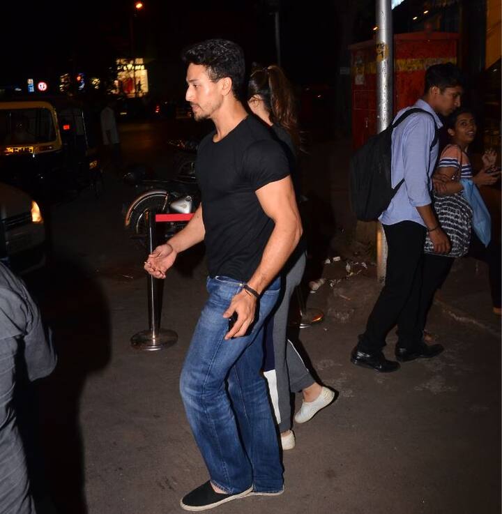 फिल्मों की बात करें तो इस वक्त टाइगर श्रॉफ ‘स्टूडेंट ऑफ द ईयर 2’ में बिज़ी हैं. ये फिल्म साल 2012 में ‘स्टूडेंट ऑफ द ईयर’ की सीक्वल है. (तस्वीर: मानव मंगलानी)