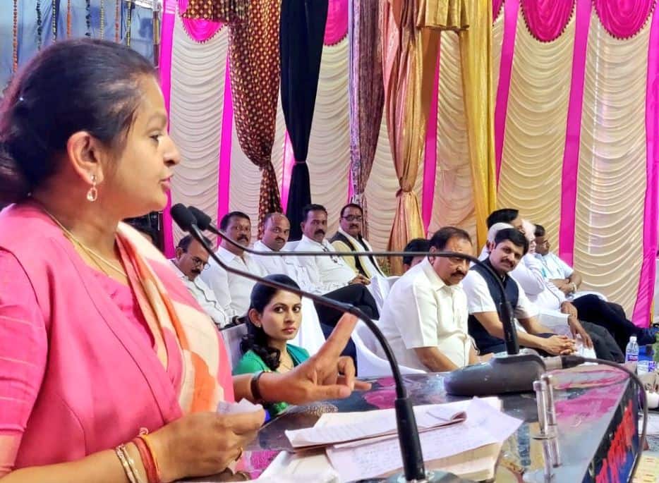 Archana Chitnis controversial statement on those who did not vote for her हारी तो BJP नेता ने दी धमकी, कहा- जिन्होंने मुझे वोट नहीं दिया, उन्हें रुला दूंगी