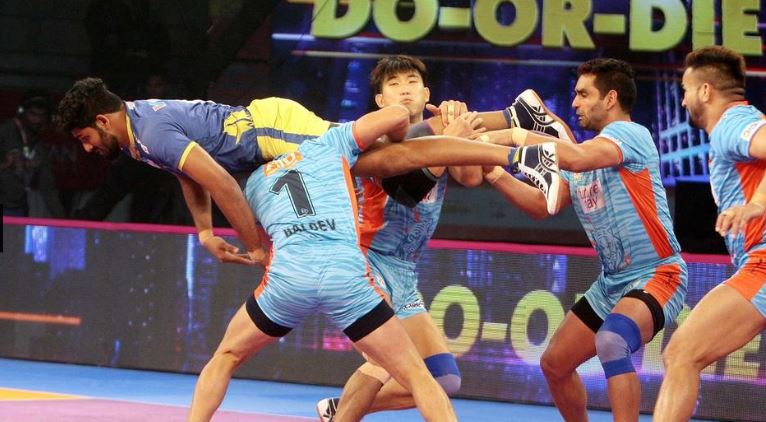 Pro Kabaddi League 2018: रोमांचक मैच में बंगाल वॉरियर्स ने तमिल थलाइवाज को  28-21 से हराया