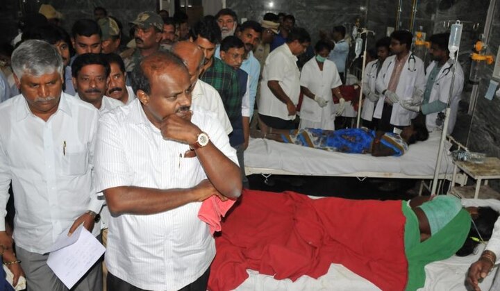Karnataka Temple: Many dead after eating temple food in Chamarajanagar कर्नाटक: मंदिर में ‘प्रसाद’ खाने से 13 की मौत, 90 बीमार, प्रसाद में जहर मिलाए जाने की आशंका