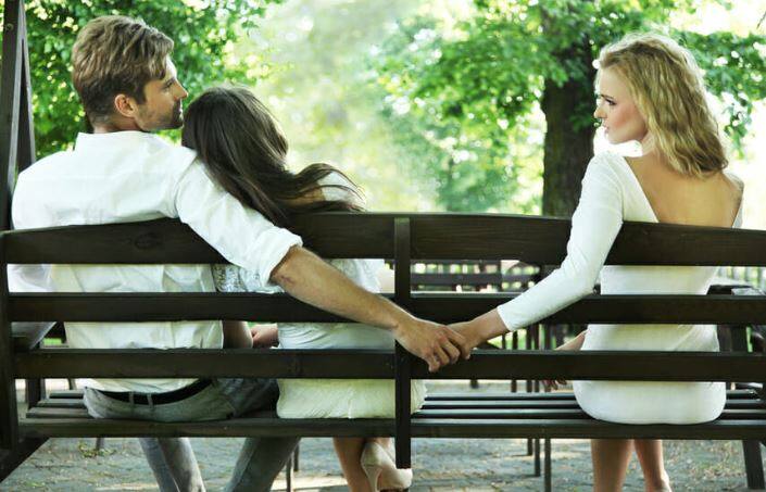  लंबे समय से साथ होने के बावजूद पार्टनर के साथ नहीं है खुश तो ब्रेकअप करने से न घबराएं