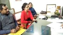 गाजियाबाद: होने वाले पति पर लड़कियां दाखिल कर रही हैं RTI, मांग रही हैं सारी जानकारी