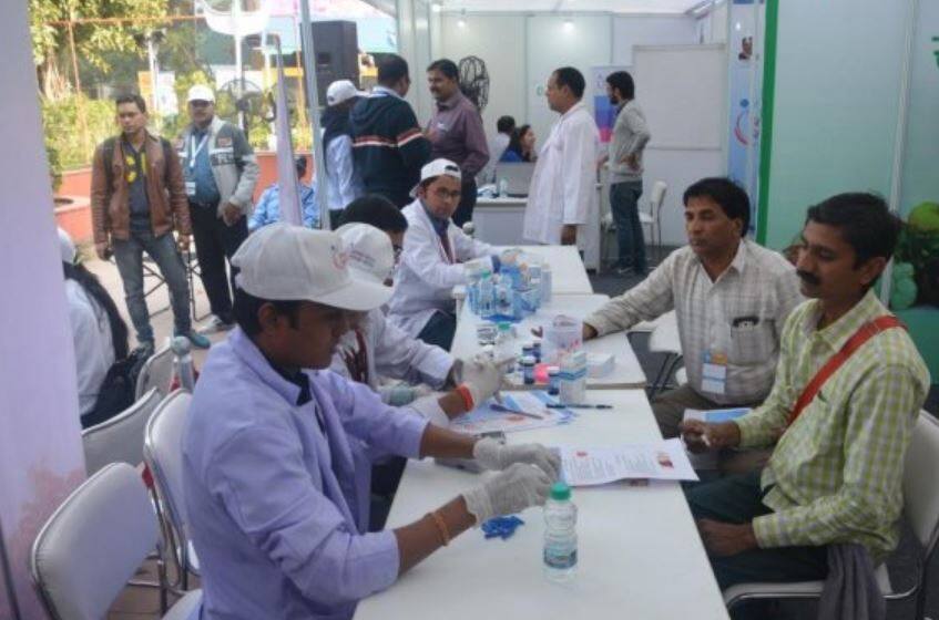 UP government 10,158 Paramedical staff Vacancies process to begin from December 18 यूपी सरकार 10,158 पैरामेडिकल स्टाफ की कर रही है बहाली, कल से शुरू होगी आवेदन की प्रक्रिया