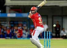 IPL AUCTION 2019: आईपीएल इतिहास के सबसे महंगे खिलाड़ी रहे युवराज को पहले राउंड में नहीं मिला खरीदार