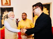 अक्षय कुमार और करन जौहर सहित बॉलीवुड इंडस्ट्री के प्रतिनिधिमंडल ने पीएम मोदी से की मुलाकात