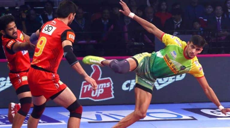 Pro Kabaddi League 2018: बेंगलुरू बुल्स और पटना पाइरेट्स के 40-40 से मैच हुआ टाई