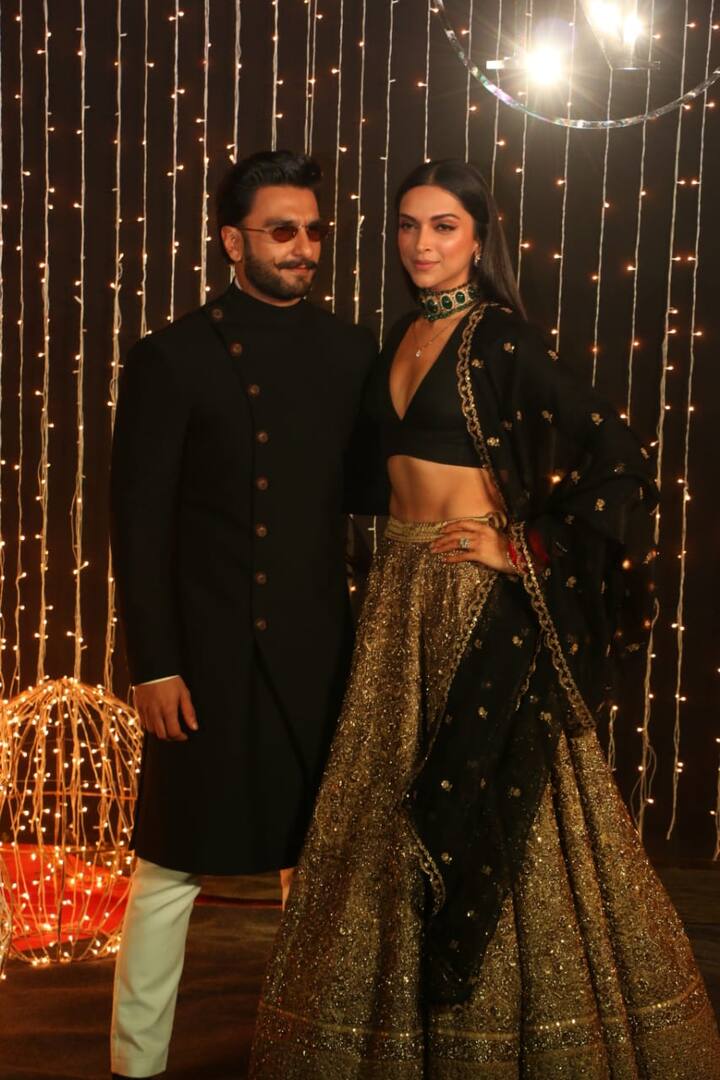  गौरतलब है कि प्रियंका और निक ने 1 दिसंबर को ईसाई और 2 दिसंबर को हिंदू मान्यताओं के मुताबिक शादी की. शादी में चोपड़ा परिवार और जोनास परिवार ने खूब मस्ती भी की. (तस्वीर: मानव मंगलानी)