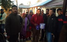 शिमला में छुट्टी मना रहे राहुल गांधी ने दिव्यांग बच्चों को बांटी चॉकलेट, खेला चेस