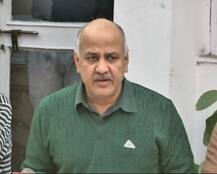 AAP में घमासान: अलका लांबा से इस्तीफा नहीं मांगा गया है-मनीष सिसोदिया