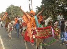Kumbh Mela 2019: हाथी-घोड़ों को लेकर मचा कोहराम, संतों में नाराजगी - बैकफुट पर प्रशासन