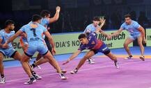 Pro Kabaddi League 2018: दबंग दिल्ली ने बंगाल वॉरियर्स को 37-31 दी मात