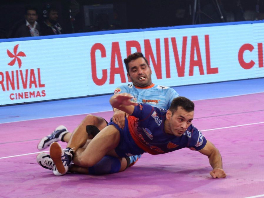 Pro Kabaddi League 2018: दबंग दिल्ली ने बंगाल वॉरियर्स को 37-31 दी मात