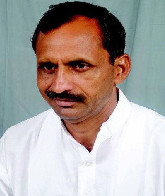 भजन लाल जाटव- भरतपुर की वैर सीट से दूसरी बार जीते भजन लाल जाटव को पिछले चुनाव में टिकट नहीं मिला था. इस बार बीजेपी के राम स्वरूप को दस हज़ार से ज़्यादा वोटों से हराकर आए भजन लाल जाटव को सचिन पायलट के नज़दीकी होने का फायदा मिला है. ये राज्य मंत्री बनाए गए हैं.