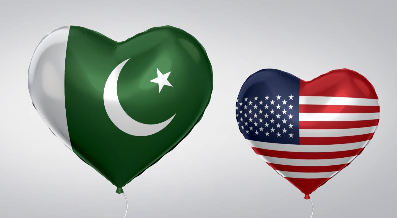 Year Ender 2018: साल की शुरुआत से ही तार-तार हुए अमेरिका-पाकिस्तान के रिश्ते, साल के अंत में झुके ट्रंप