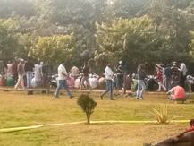 विवाद: नोएडा के पार्कों में रोक के बावजूद पढ़ी गई नमाज, नहीं रोक पाई पुलिस