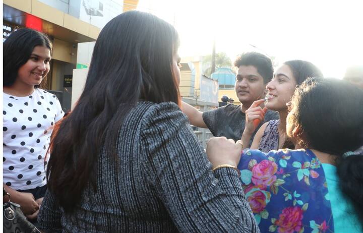 बता दें कि इस फिल्म की लोग खूब तारीफ कर रहे हैं.