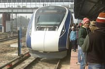 Kumbh Mela 2019: ट्रेन 18 को कुंभ मेले से पहले चलाने की तैयारी, यात्रियों को होगा फायदा