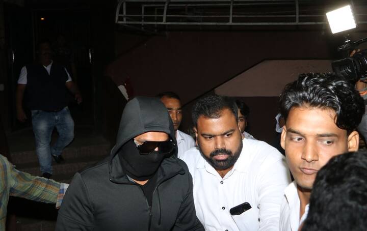 इस फिल्म में रणवीर सिंह के साथ अभिनेत्री सारा अली खान नज़र आईं हैं. (तस्वीर: मानव मंगलानी)