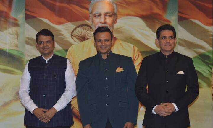 फिल्म के पोस्टर पर टैग लाइन दी गई है 'देशभक्ति ही मेरी शक्ति है'. आपको बता दें कि इस फिल्म को एक या दो नहीं बल्कि 23 भाषाओं में रिलीज किया जाएगा. (सभी तस्वीरें- मानव मंगलानी)