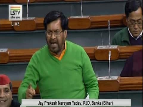 गरीब सवर्णों के आरक्षण का आरजेडी ने किया विरोध, कहा- पिछड़ों को 85% रिजर्वेशन मिलना चाहिए गरीब सवर्णों के आरक्षण का आरजेडी ने किया विरोध, कहा- पिछड़ों को 85% रिजर्वेशन मिलना चाहिए