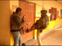 ऑपरेशन शौर्य: गोरखनाथ मंदिर परिसर के यात्री निवास में पुलिस ने की मॉक ड्रिल