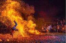 चीन की एक जानलेवा परंपरा जिसकी तस्वीरों से दहलता है दिल