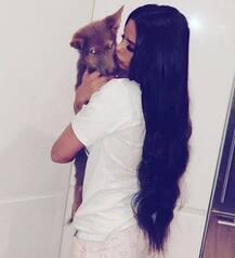 वेबसाइट को चुकाने के लिए नहीं थे पैसे, लेकिन खरीद लिया 90 हजार का कुत्ता, जानें कौन है ये हसीना