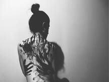 BLOG: सत्ता भूगोल बदलने के साथ नहीं बदलता मर्द- NRI पतियों की मारी पत्नियां और उनका अंतहीन दर्द