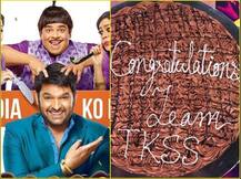 \'द कपिल शर्मा शो 2\' की शानदार कामयाबी पर टीम ने मनाया जश्न, सेट पर काटा केक