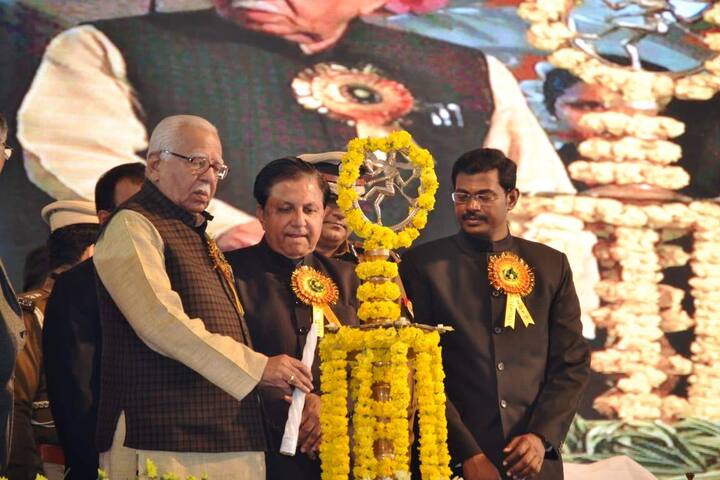  गोरखपुर महोत्‍सव का आगाज: सुखविंदर और मोहित चौहान के गीतों पर थिरकेंगे लोग