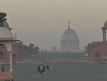 दिल्ली: दिल्ली में सर्द सुबह, दिन में बादल छाए रहेंगे और रात में बारिश की संभावना