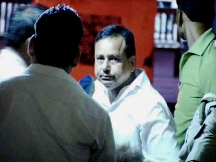 jawahar jaiswal varanasi arrested from mp damoh हत्या के आरोपी पूर्व सपा सांसद जवाहर जायसवाल को यूपी एसटीएफ ने एमपी से किया गिरफ्तार