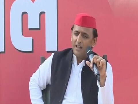 अखिलेश यादव पर बीजेपी का हमला, कहा- जो पिता और चाचा का न हुआ वो ‘बुआ’ का क्या होगा अखिलेश यादव पर बीजेपी का हमला, कहा- जो पिता और चाचा का न हुआ वो ‘बुआ’ का क्या होगा