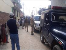 जारी है NIA की छापेमारी: हापुड़ से गिरफ्तार किया गया मौलाना अबसार, आईएस से जुड़े होने का शक