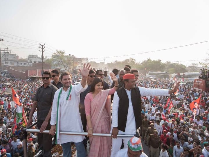 महिलाओं पर होने वाले क्राइम को लेकर भी डिंपल खासी चिंतित रहती हैं. उन्होंने अखिलेश से कई बार इस चिंता को जाहिर किया था जिसके बाद 1090 हेल्पलाइन का गठन किया गया.