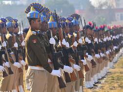 CRPF ने हेड कांस्टेबल के पदों पर निकाली 1413 भर्तियां, ऑनलाइन कर सकते हैं आवेदन