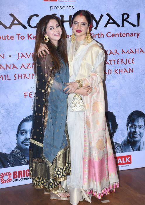 रेखा और उर्मिता ने यहां एक दूसरे के साथ पोज भी दिया.