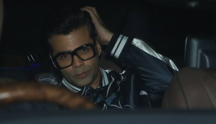 करन जौहर भी पार्टी में पहुंचे. 'स्टुडेंट ऑफ द ईयर' फिल्म से करन ने ही सिद्धार्थ मल्होत्रा को लॉन्च किया था.