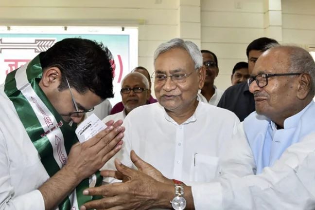 Bihar CM Nitish Kumar Says BJP Chief Amit Shah asked me twice to induct Prashant Kishor into JDU अमित शाह के 2 बार कहने पर प्रशांत किशोर को नीतीश ने JDU में किया था शामिल, पढ़ें PK की खास बातें