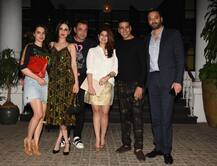 बॉबी देओल और अक्षय कुमार ने दोस्तों संग की पार्टी, ट्विंकल और तान्या ने लगाया हॉटनेस का तड़का