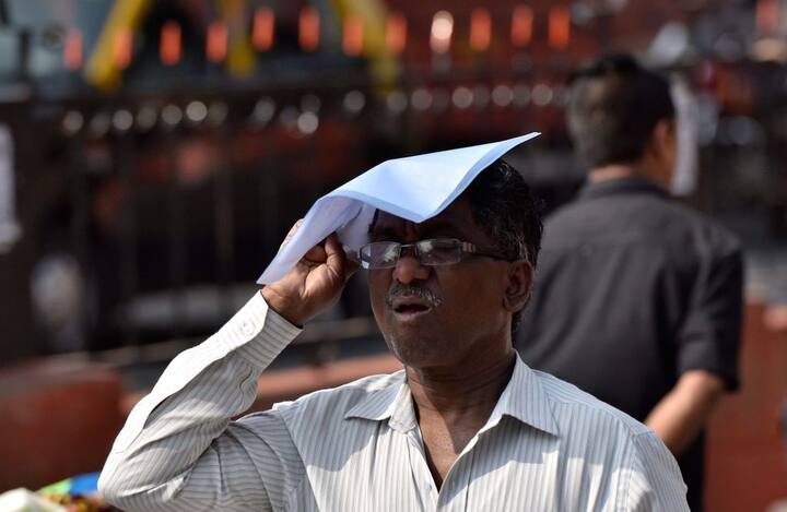 न्यूनतम तापमान में वृद्धि की दर धीमी रहते हुये पिछले सौ साल में 0.20 डिग्री सेल्सियस की बढ़ोतरी दर्ज की गयी.