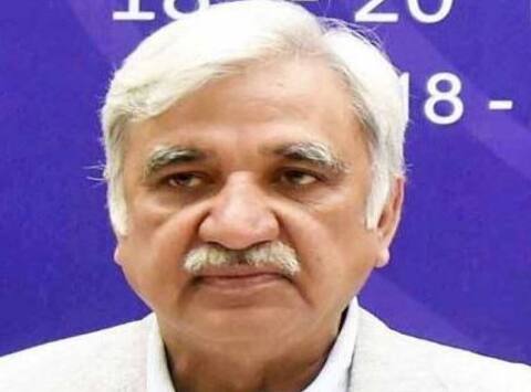 बिहार: मुख्य चुनाव आयुक्त सुनील अरोड़ा ने कहा- ईवीएम को फुटबॉल न बनाया जाए बिहार: मुख्य चुनाव आयुक्त सुनील अरोड़ा ने कहा- ईवीएम को फुटबॉल न बनाया जाए